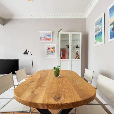 דירה Charming Modern 1bd Airy Kadikoy Gem! #308